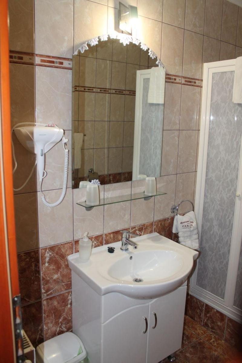 Apartment Rozmann Family Panzio & Apartmanhaz *